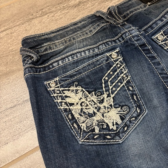 Vigoss Chelsea Slim Boot Cut Jeans - Picture 7 of 8